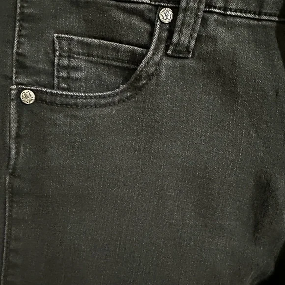 Women's Black Jeans - Picture 4 of 6